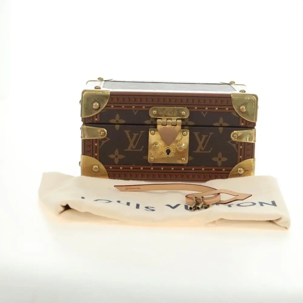 Louis Vuitton height width